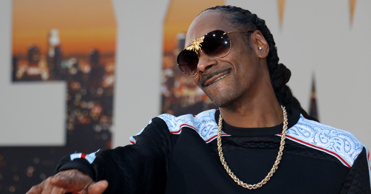 Hip-hop legend Snoop Dogg’s first NFT drops on SuperRare