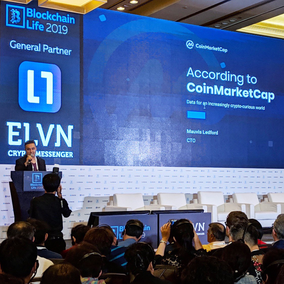 Blockchain Life Asia Mauvis.jpg