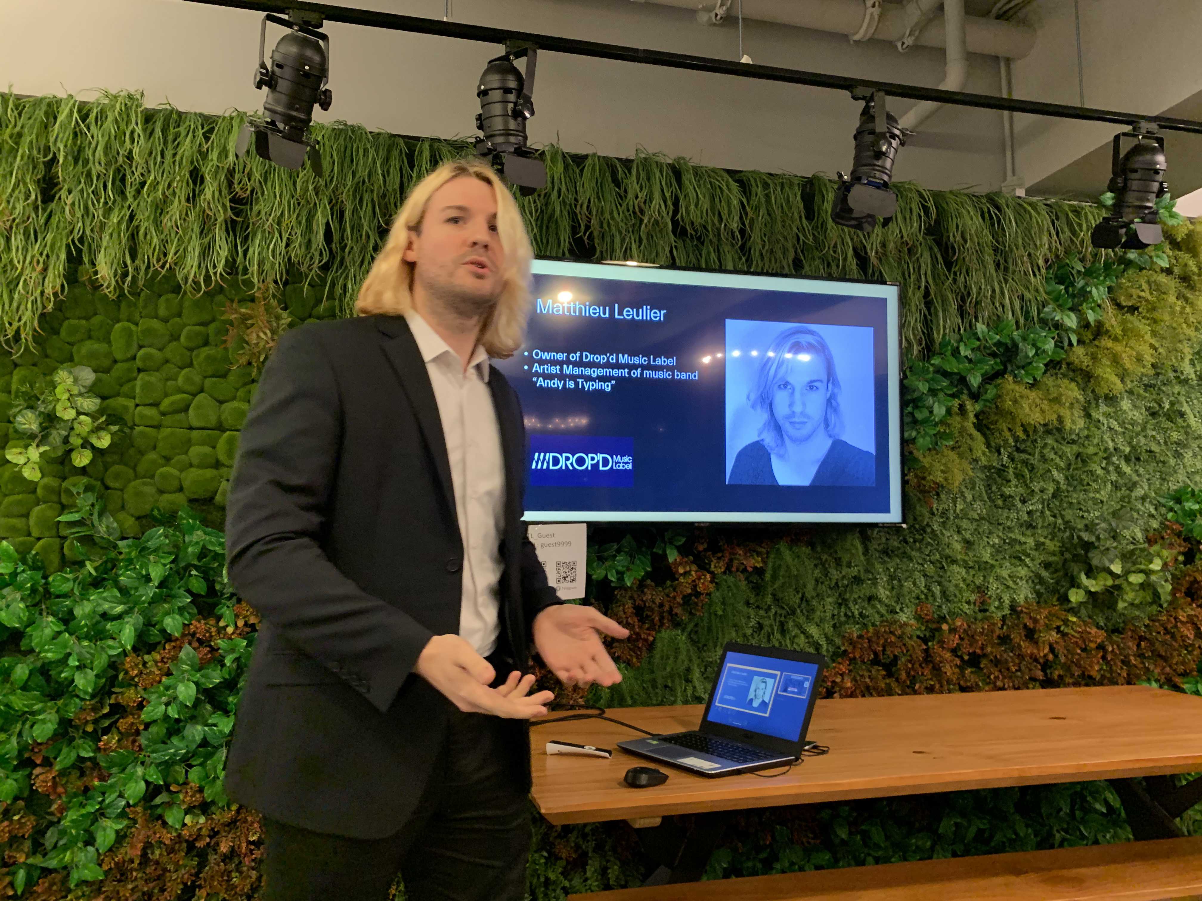 musiccompressed-min.jpg