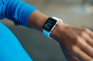 Receive Bitcoin Payments? Just a Few Taps on Apple Smartwatch Will Do