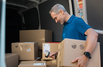 UK Tech Companies Partner to Develop Blockchain-Based Parcel Tracking Application