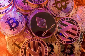 (Rejected) Crypto Market Sees Massive Bleeding, Sending Market Cap Down To $899B
