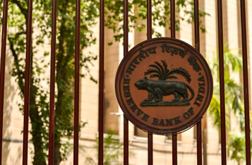 Reserve Bank of India Says Banks Are Authorized to Provide Accounts to Cryptocurrency Traders