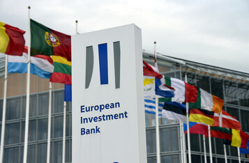 EIB Bemoans the Underinvestment in Blockchain and AI, Foresees a $12B Shortfall