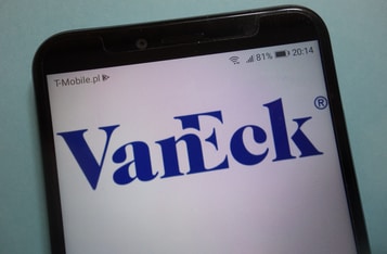 VanEck Introduces Zero Fee for Pioneering Bitcoin ETF