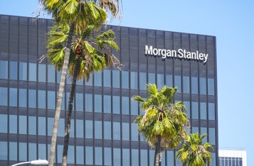 Morgan Stanley Becomes First US Bank to Offer Bitcoin Funds to Its Clients